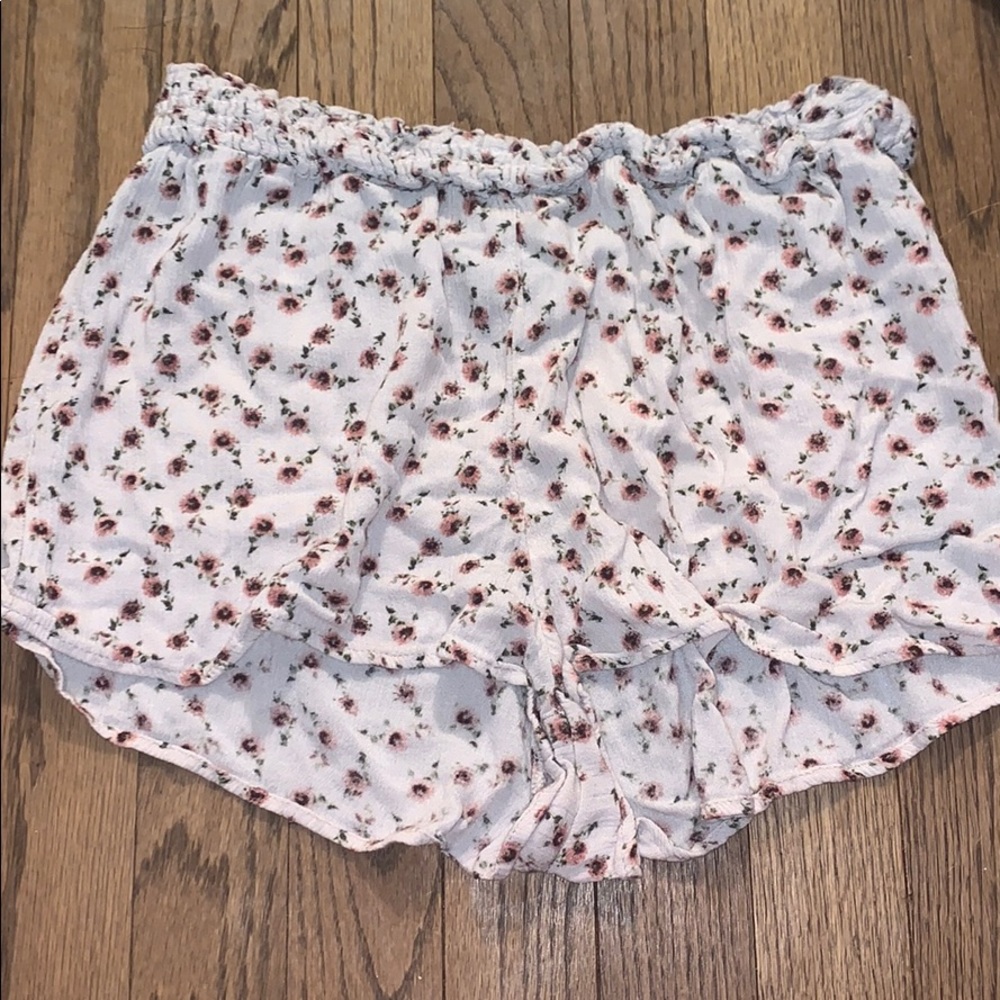 Floral flowy shorts